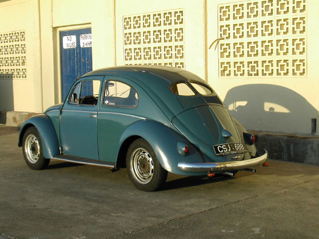 It was a Split beetle with Oval window dash split rear window and Zwitter 