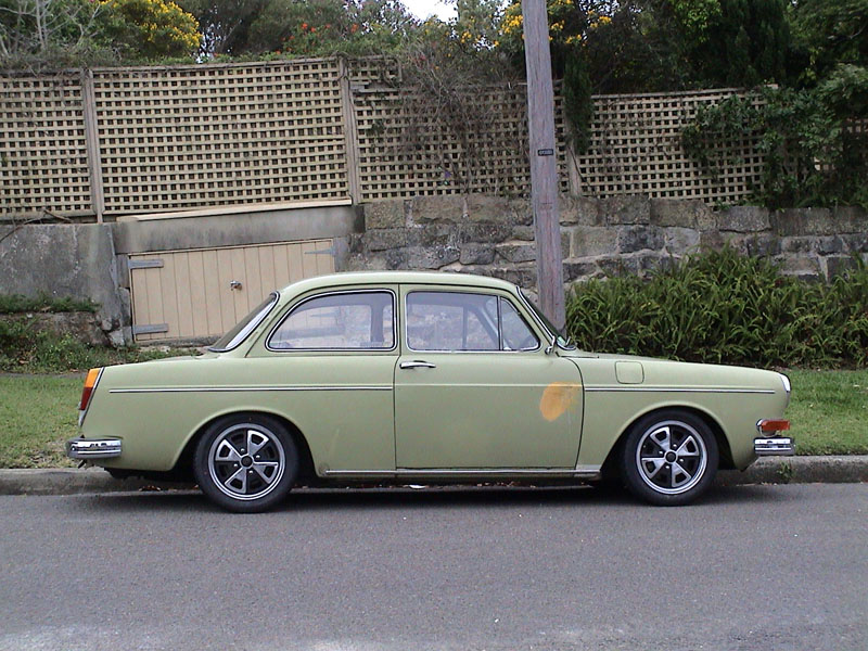 http://www.thesamba.com/vw/gallery/pix/152921.jpg