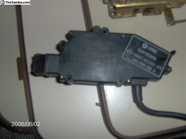 Image may have been reduced in size. Click image to view fullscreen.