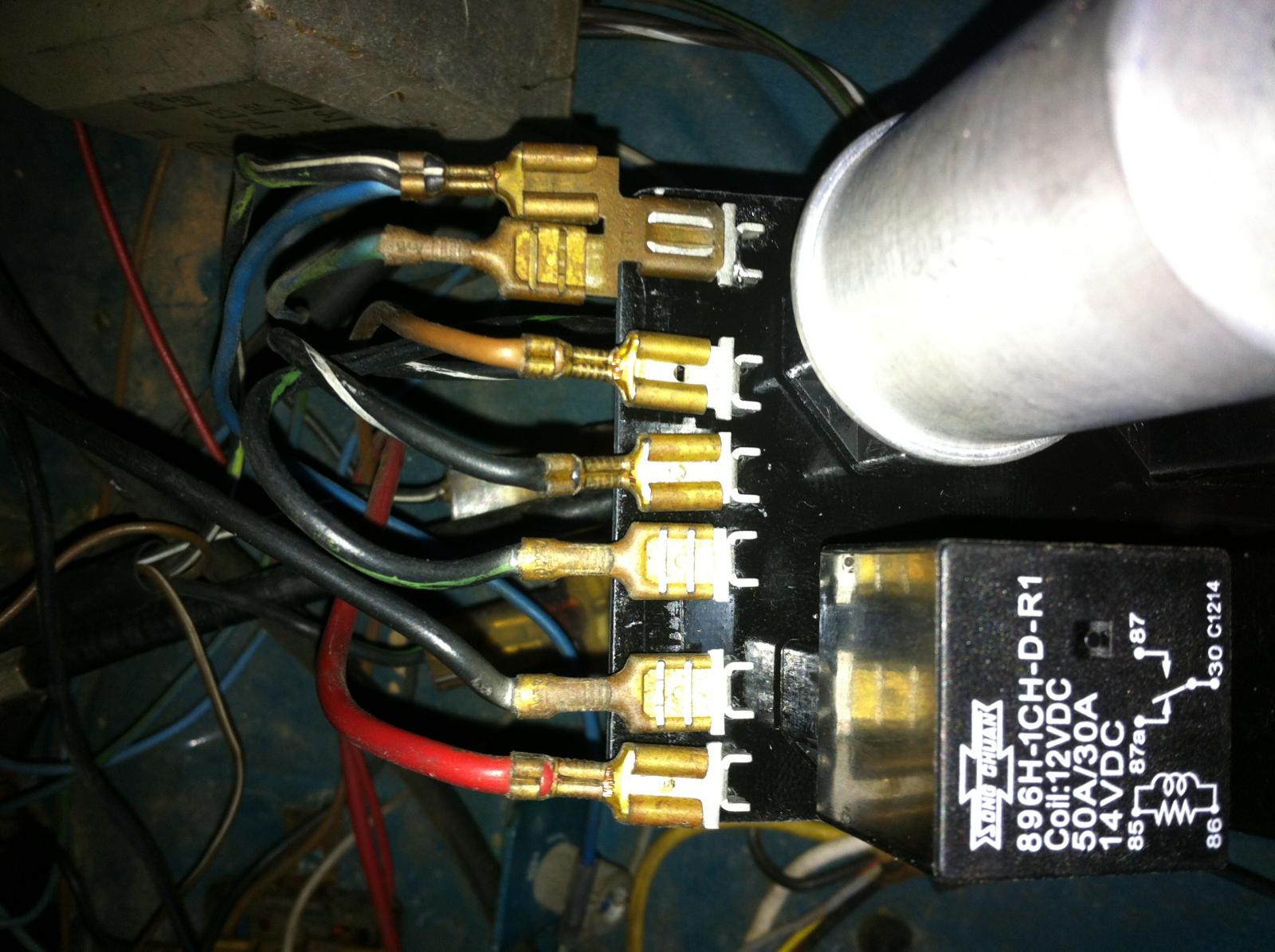 Beetle 19581967 View topic 66 emergency flasher relay