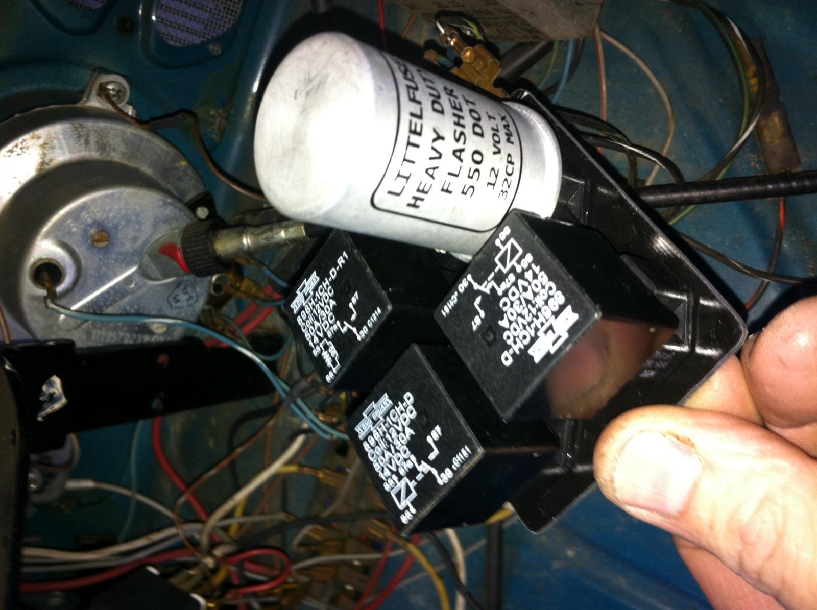 Beetle 19581967 View topic 66 emergency flasher