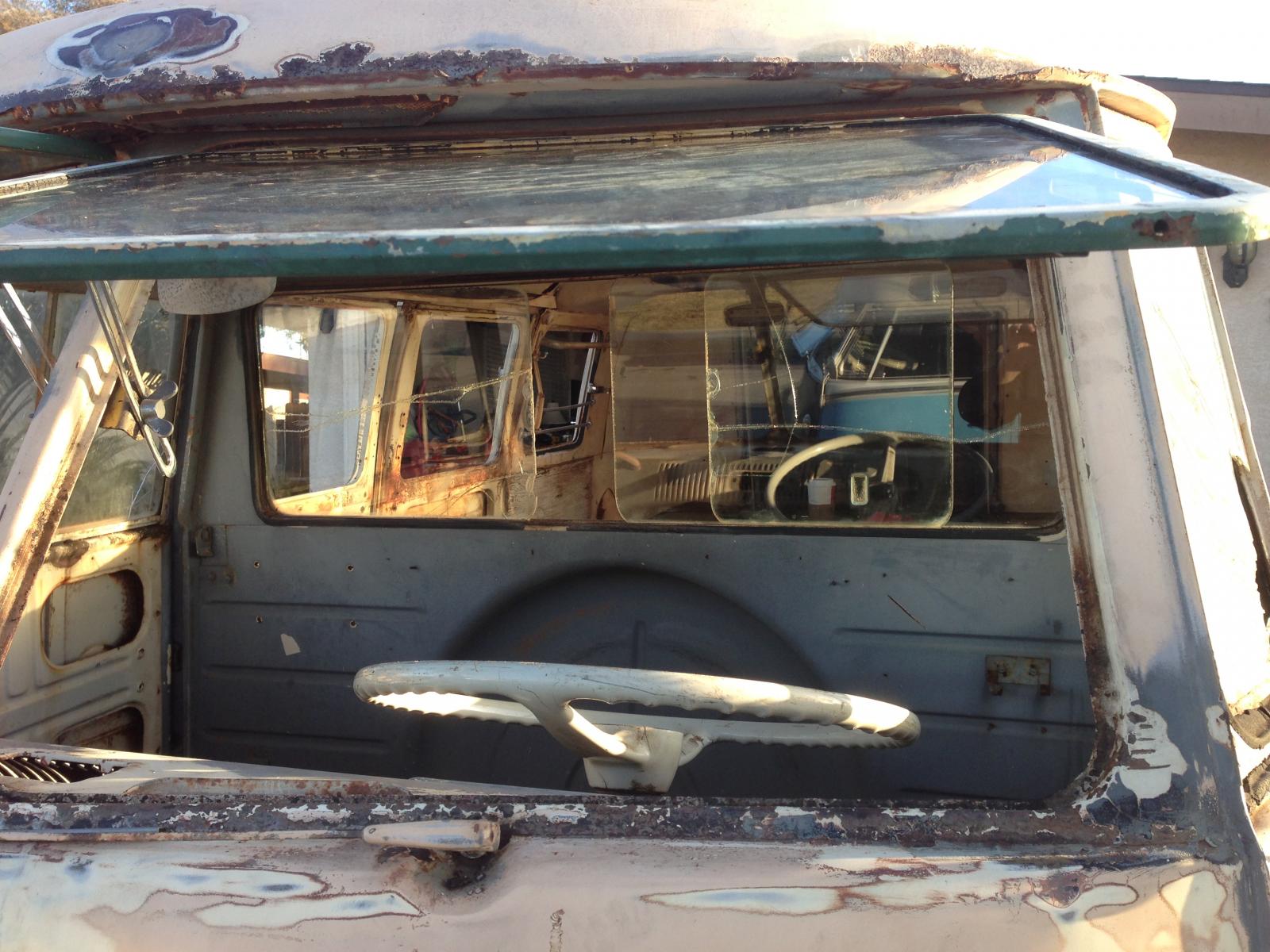 Image may have been reduced in size. Click image to view fullscreen.