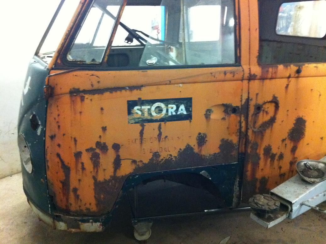 Image may have been reduced in size. Click image to view fullscreen.