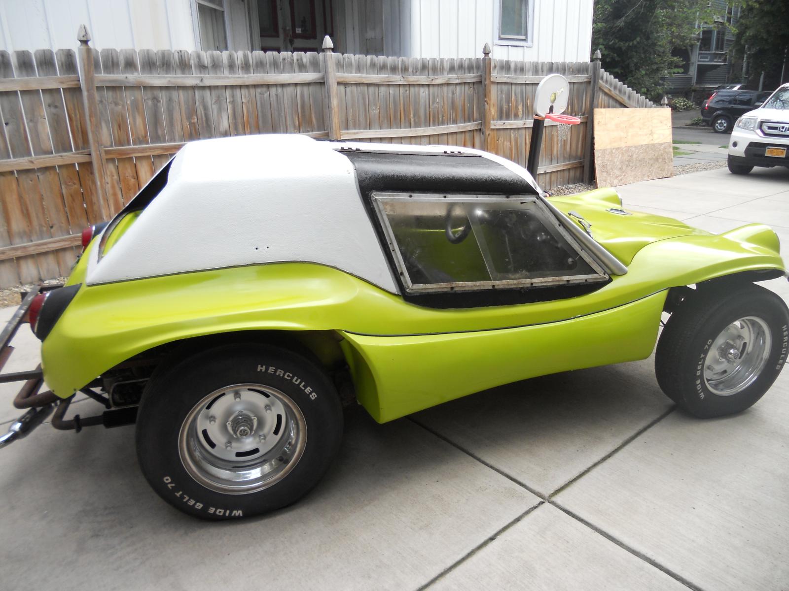 Enclosed dune buggy top