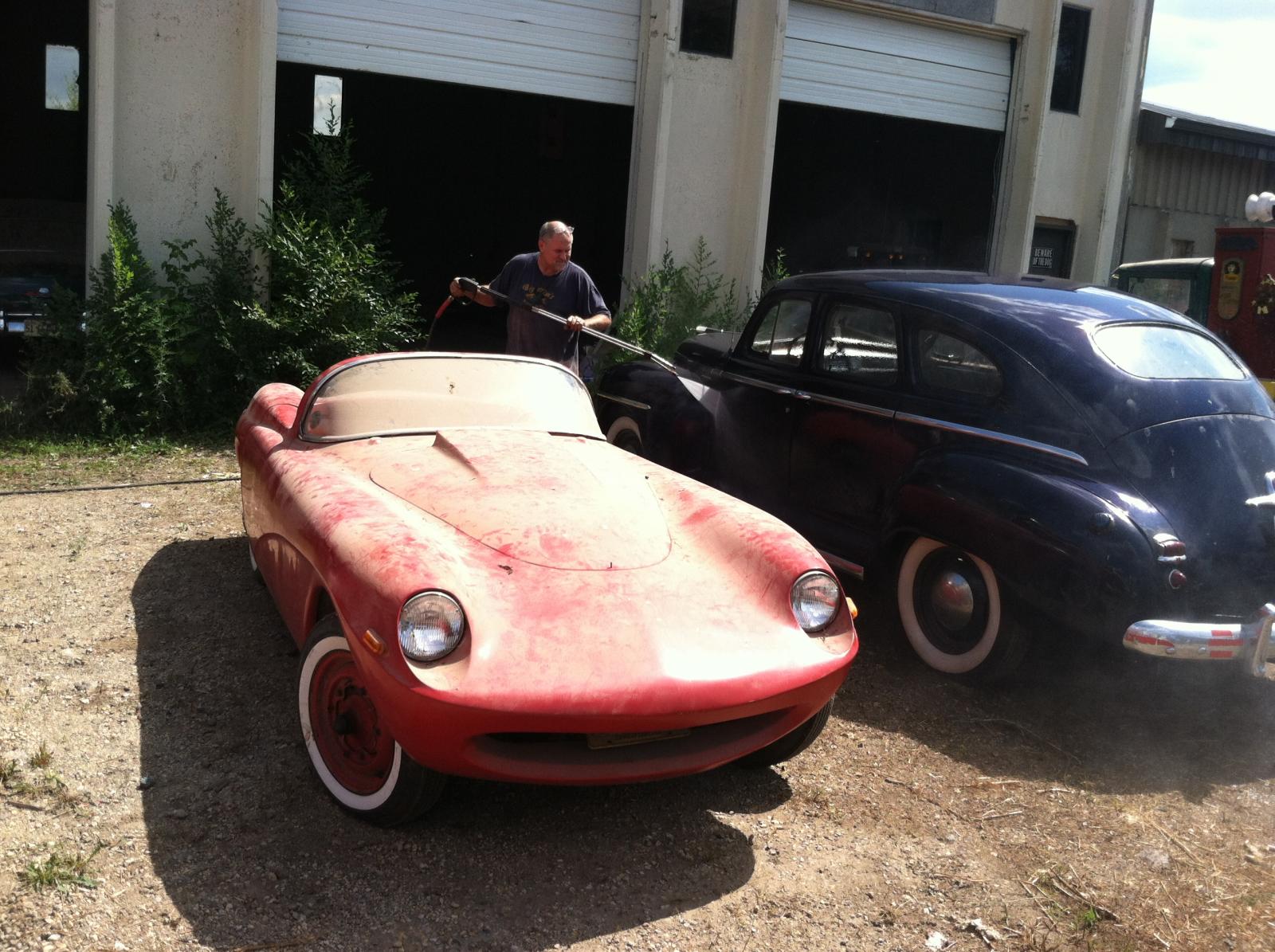 Image may have been reduced in size. Click image to view fullscreen.