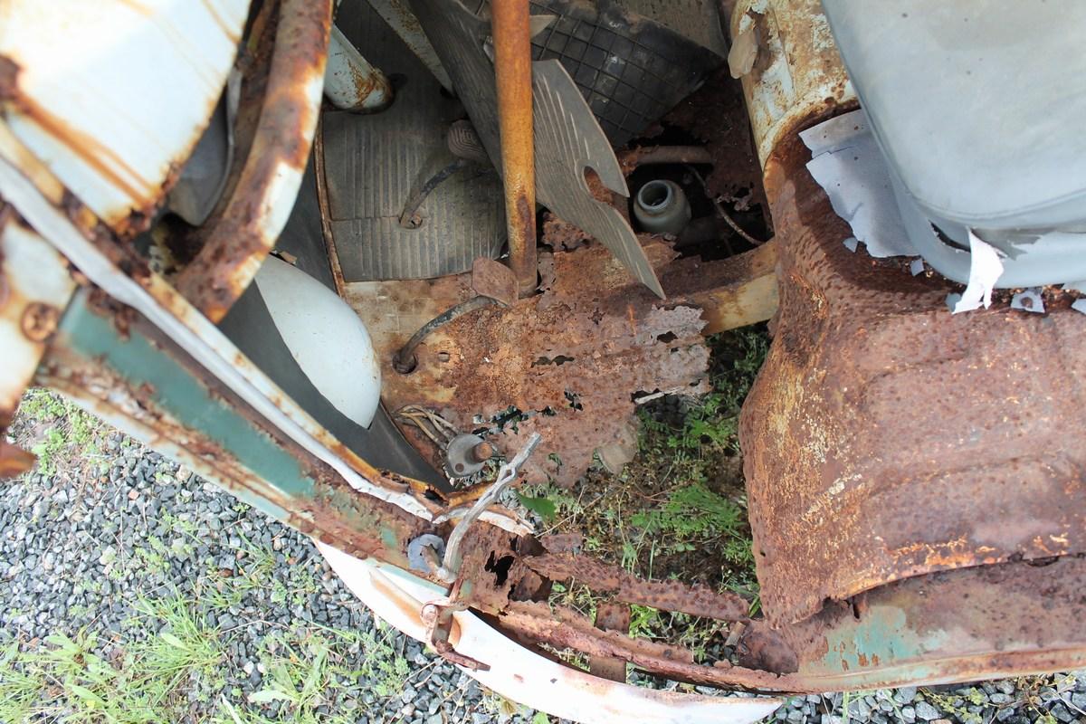 Image may have been reduced in size. Click image to view fullscreen.