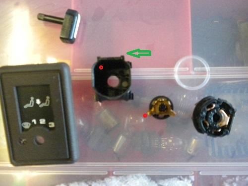 Image may have been reduced in size. Click image to view fullscreen.