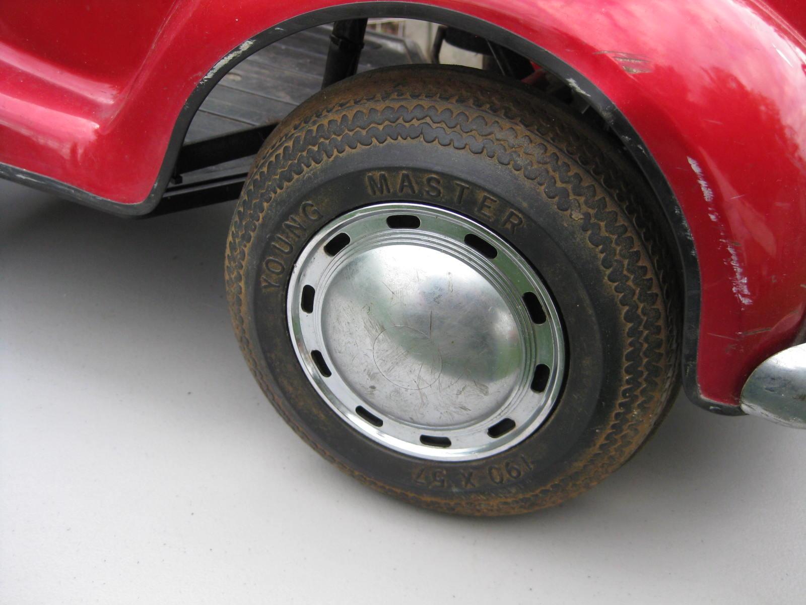 junior sportster pedal car