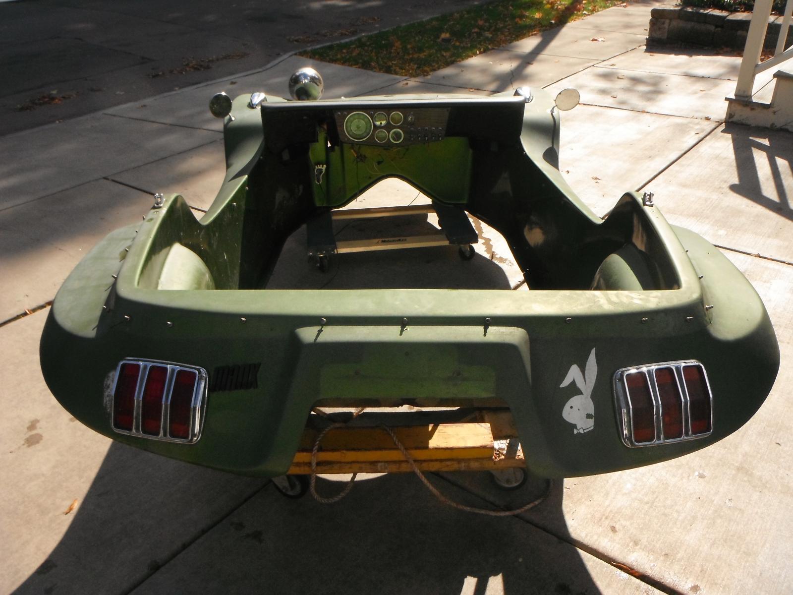 Image may have been reduced in size. Click image to view fullscreen.