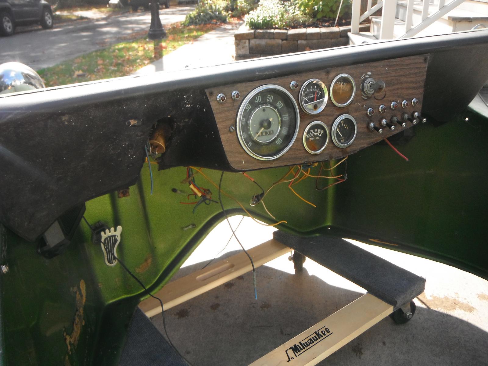 Image may have been reduced in size. Click image to view fullscreen.