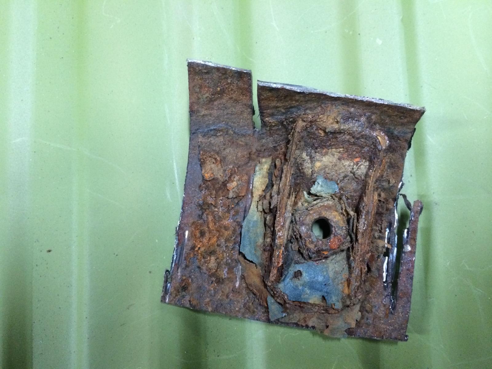 Image may have been reduced in size. Click image to view fullscreen.