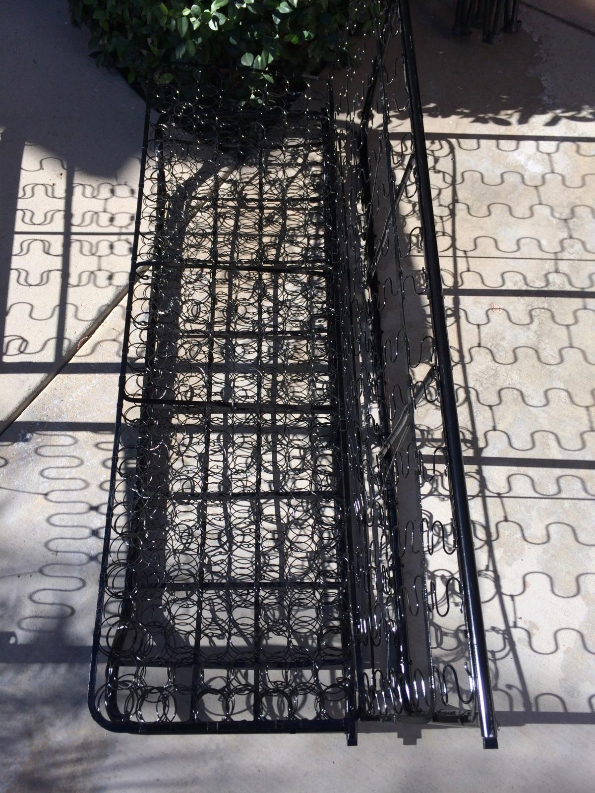 Image may have been reduced in size. Click image to view fullscreen.