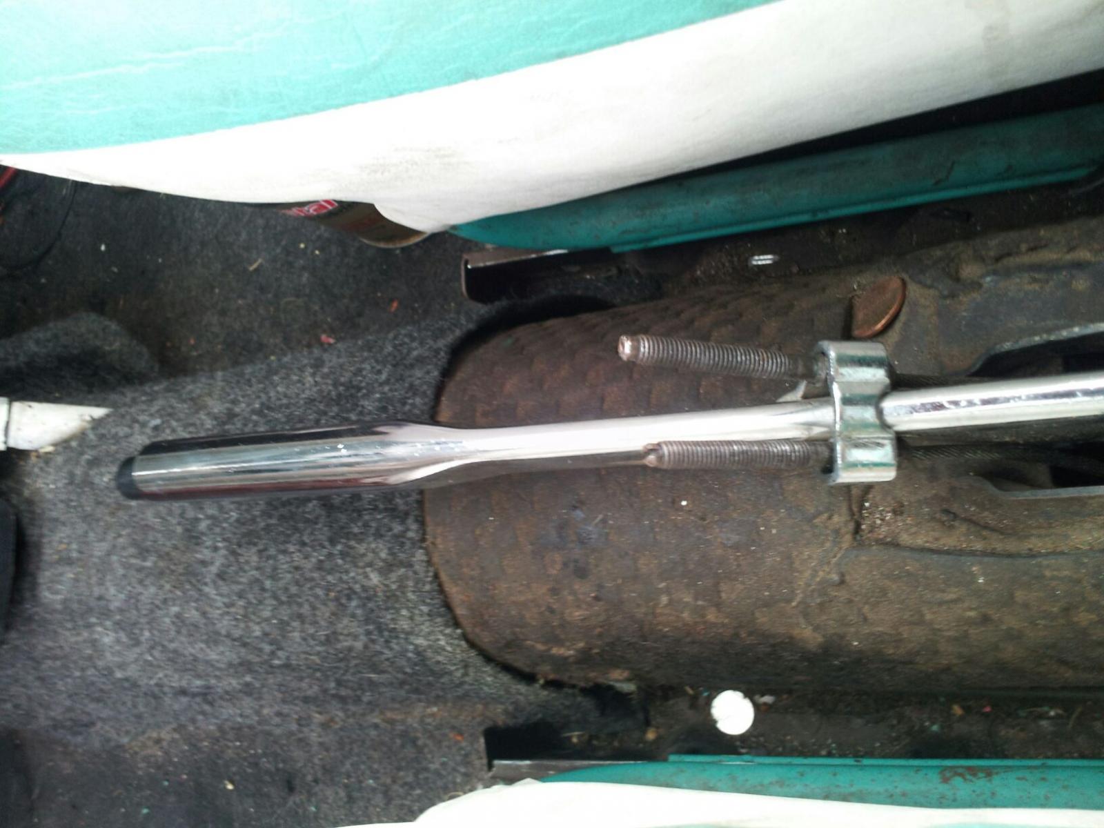 removing front wheel with disc brake