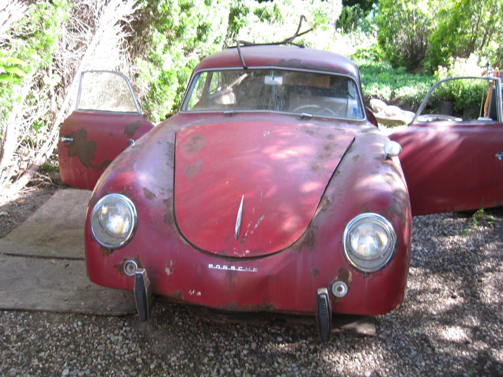Image may have been reduced in size. Click image to view fullscreen.