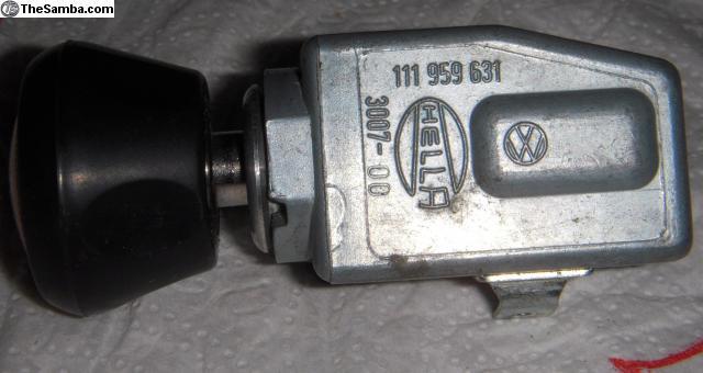 Image may have been reduced in size. Click image to view fullscreen.