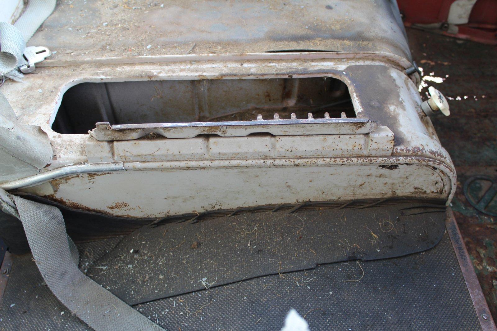 Image may have been reduced in size. Click image to view fullscreen.