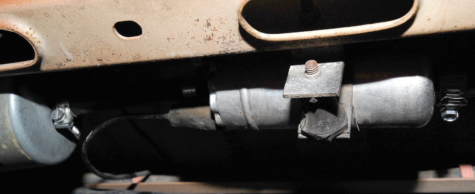 Image may have been reduced in size. Click image to view fullscreen.