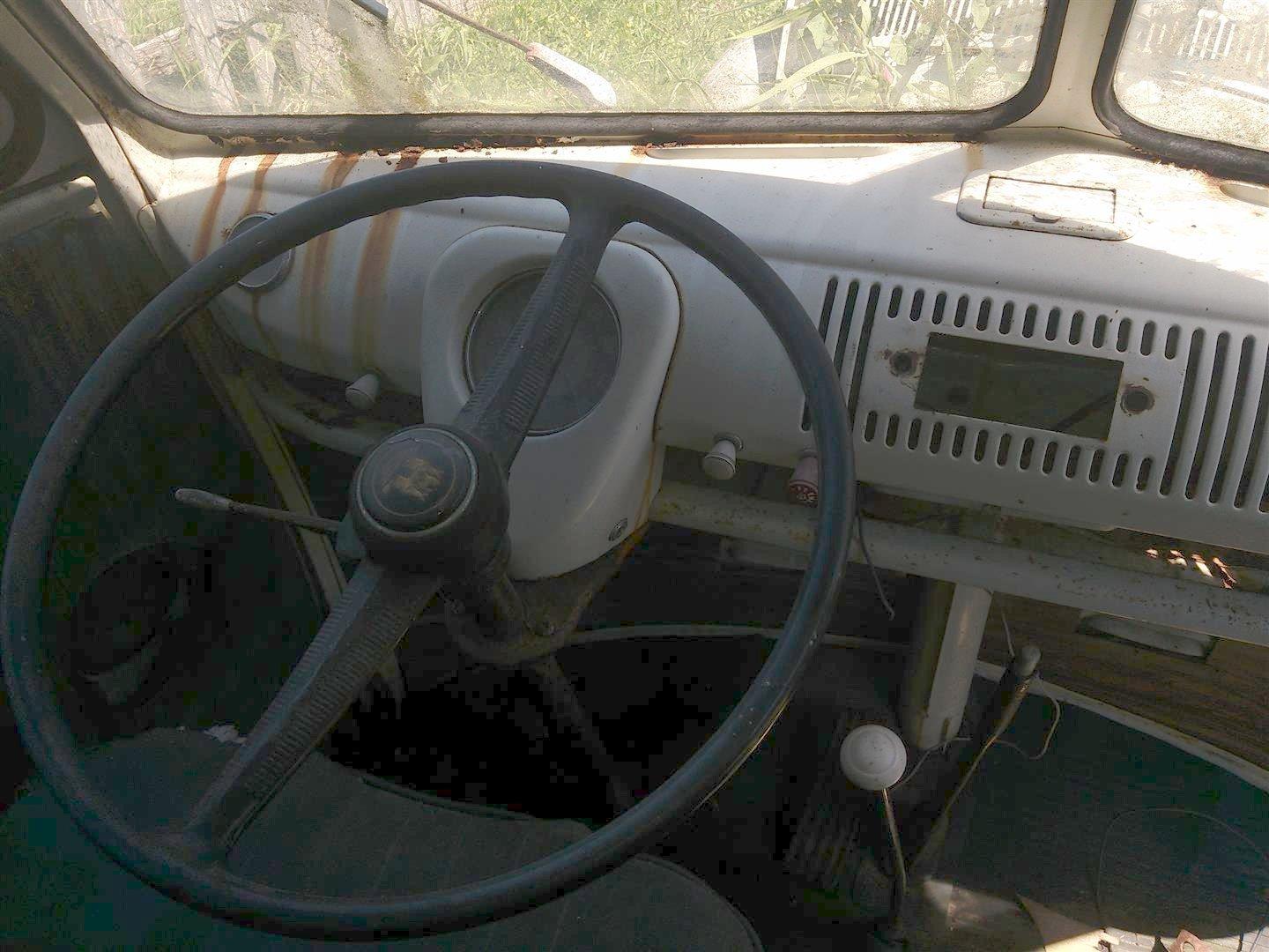 Image may have been reduced in size. Click image to view fullscreen.