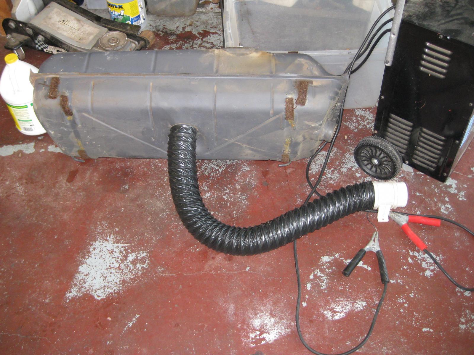 Image may have been reduced in size. Click image to view fullscreen.