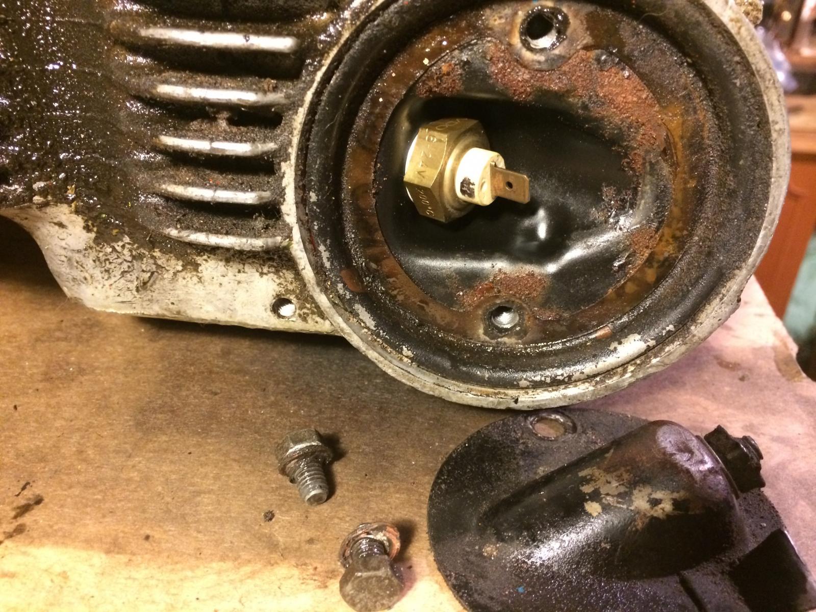 Image may have been reduced in size. Click image to view fullscreen.