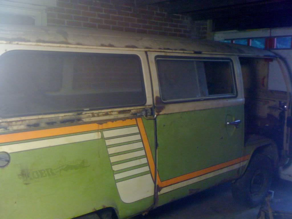 Image may have been reduced in size. Click image to view fullscreen.