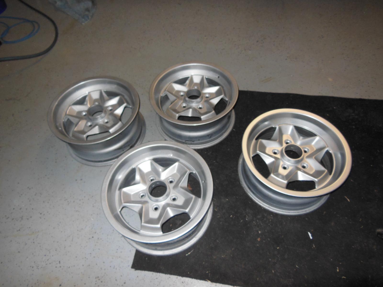 Image may have been reduced in size. Click image to view fullscreen.