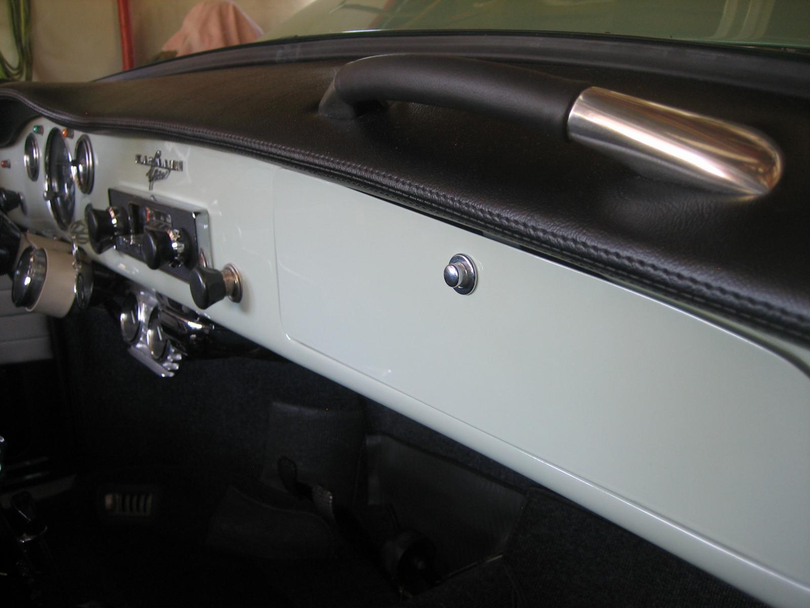 Karmann ghia dash shop pad
