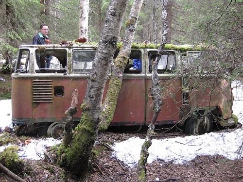 Image may have been reduced in size. Click image to view fullscreen.