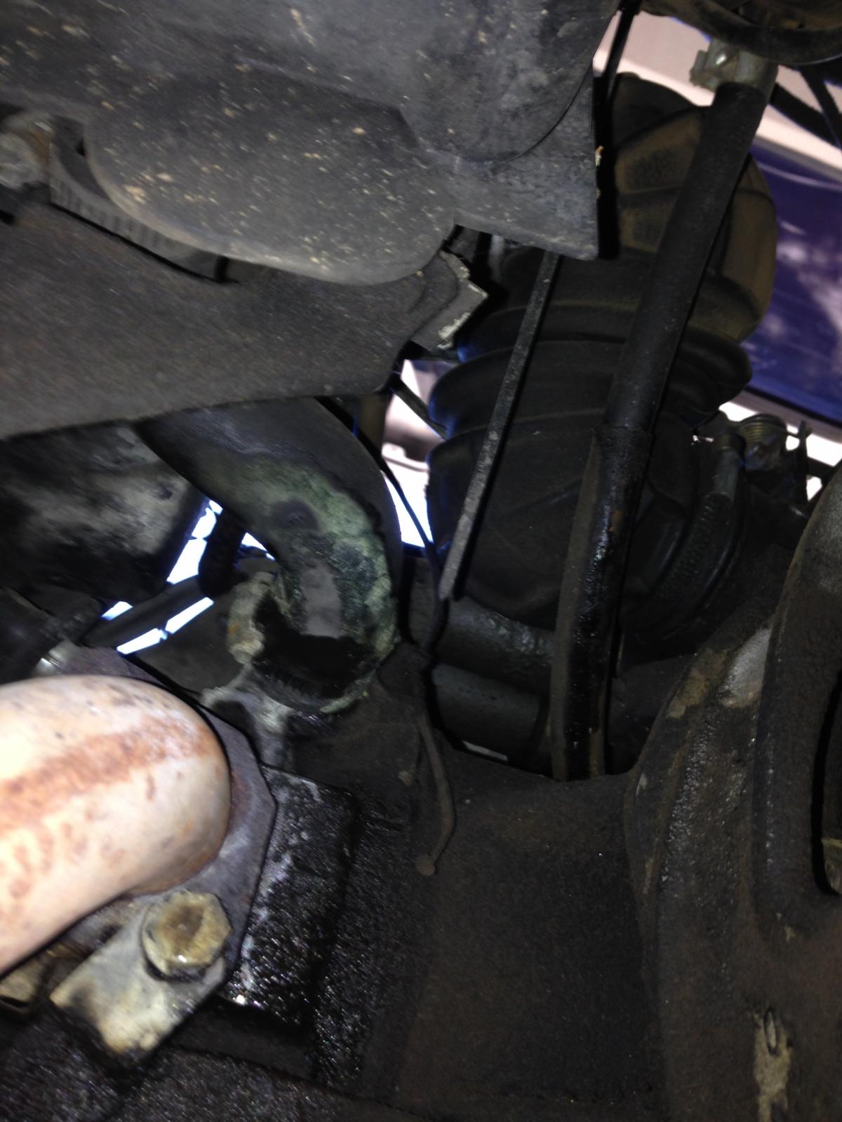 Gallery Leaking coolant from engine to heater hose