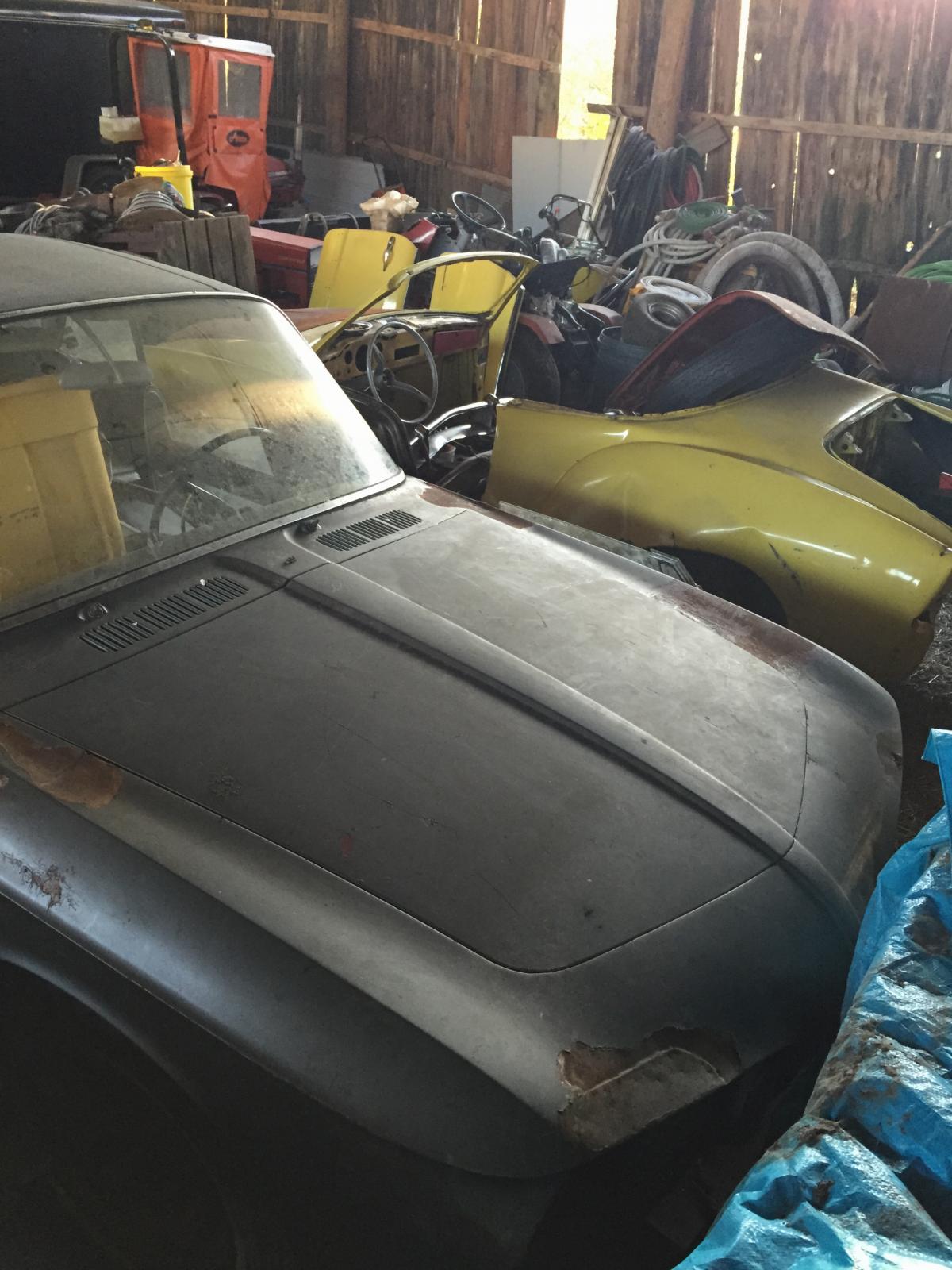 Image may have been reduced in size. Click image to view fullscreen.