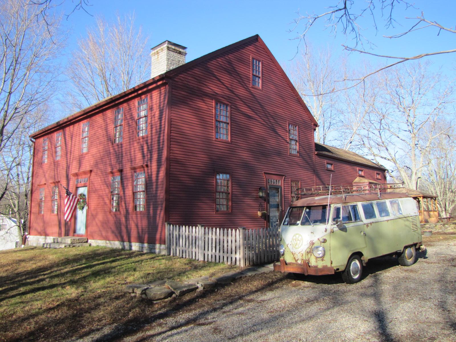 Image may have been reduced in size. Click image to view fullscreen.