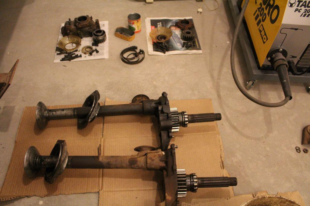 Image may have been reduced in size. Click image to view fullscreen.