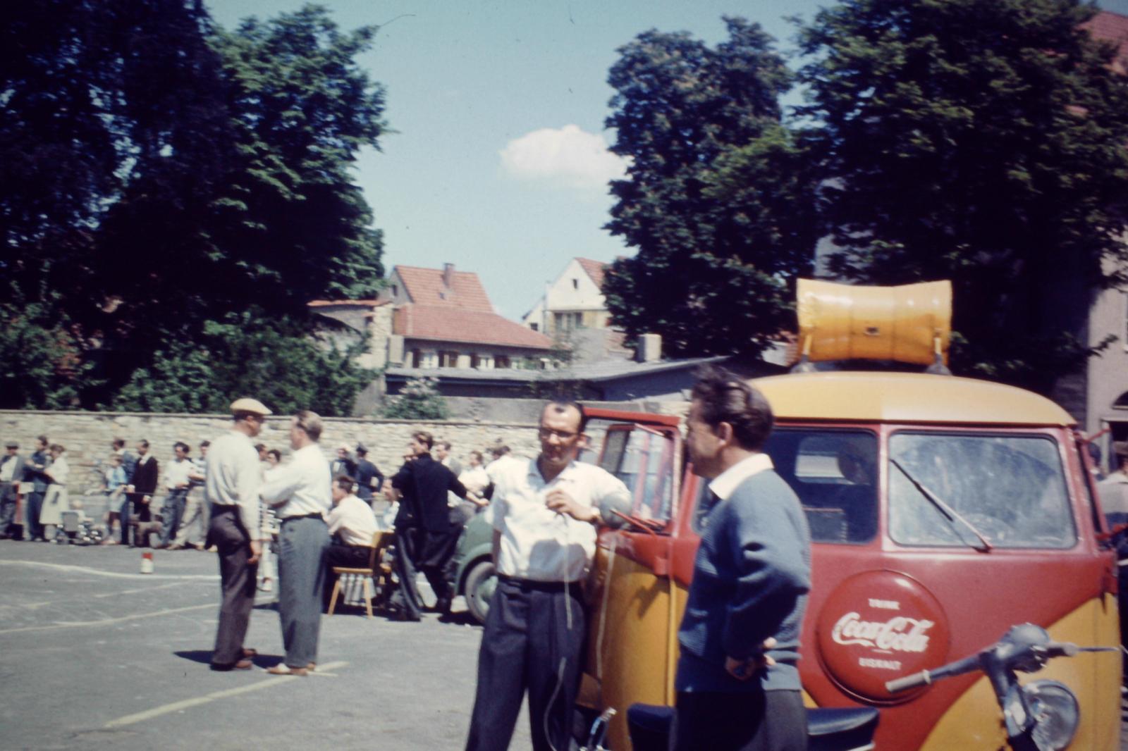 Image may have been reduced in size. Click image to view fullscreen.