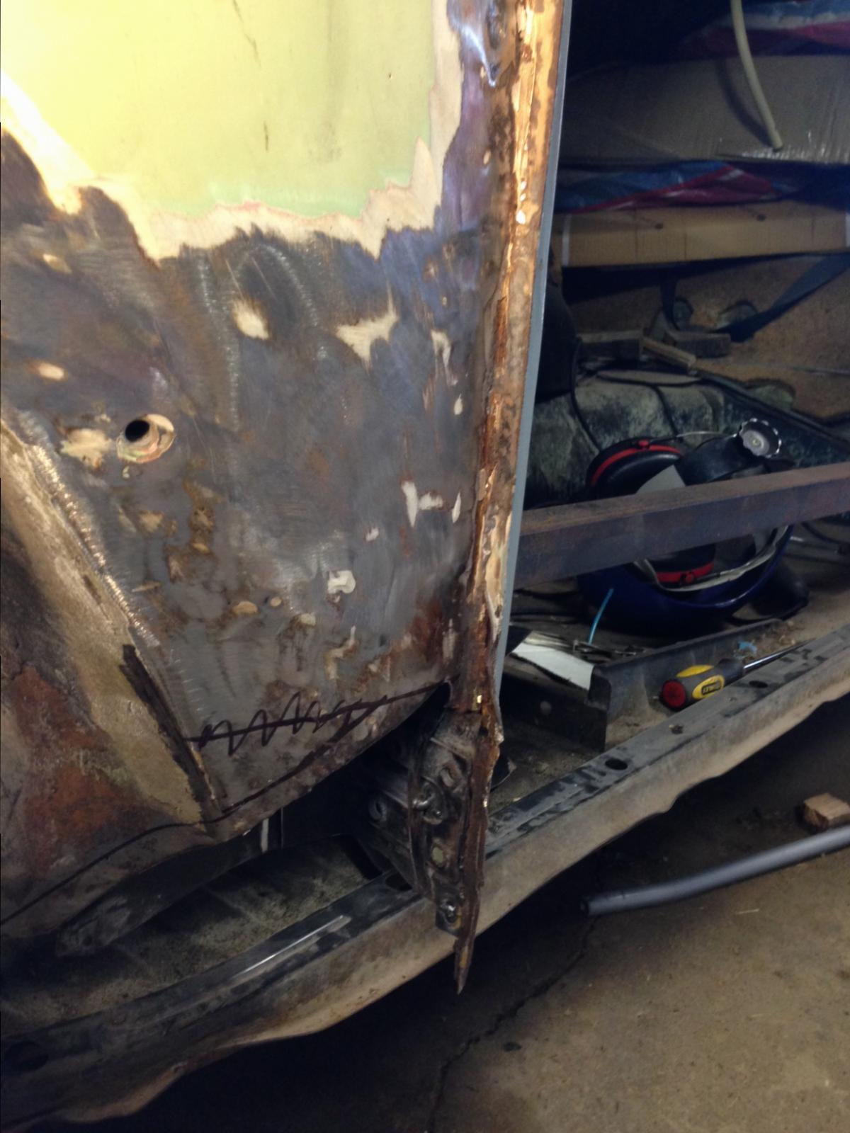 replacement quarter panel on Thesamba Com Beetle 1958 1967 View Topic Rust Repair Front Quarter And Drip Rail Seam 65 Beetle