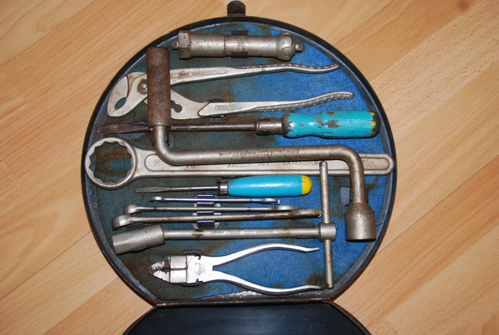 Image may have been reduced in size. Click image to view fullscreen.