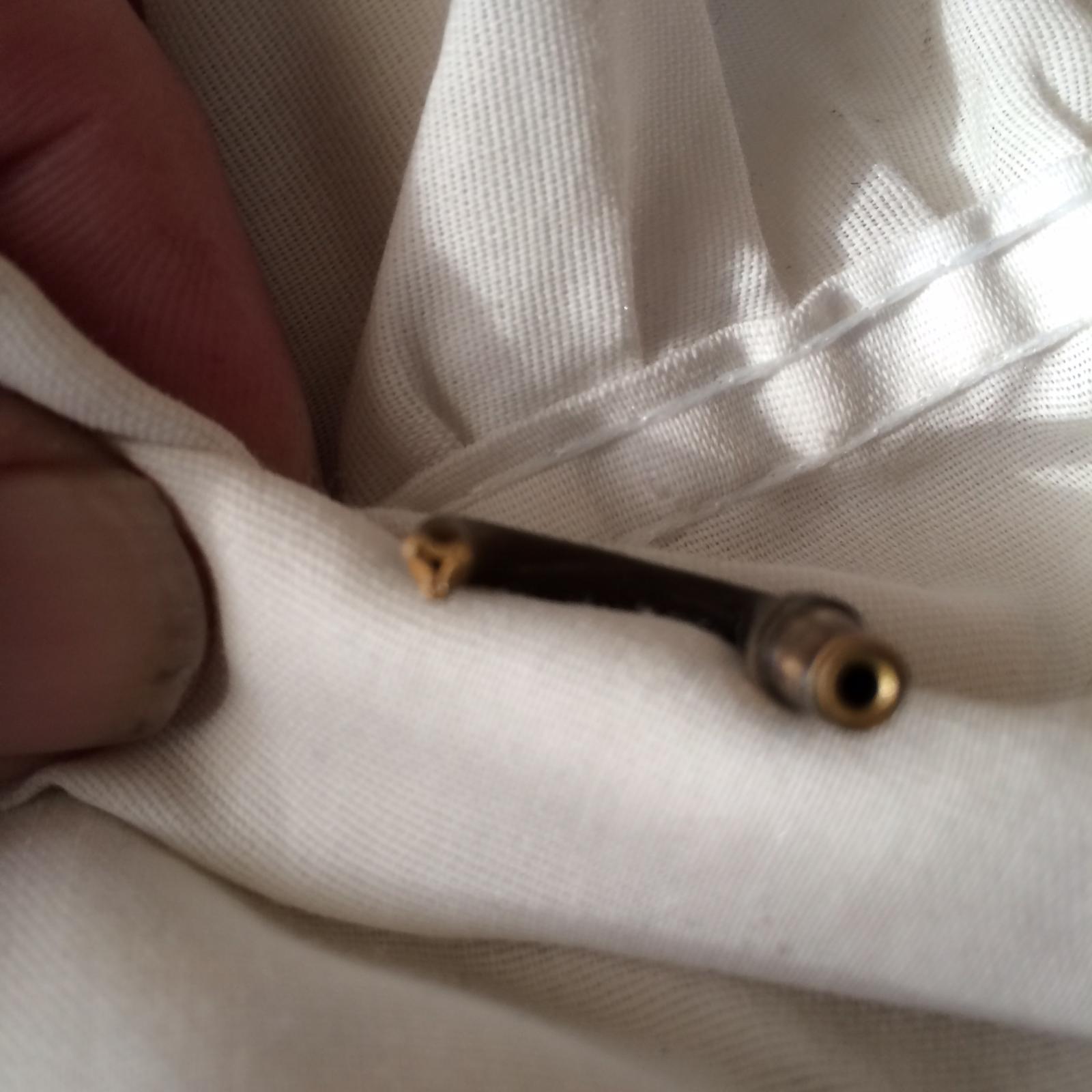 Image may have been reduced in size. Click image to view fullscreen.