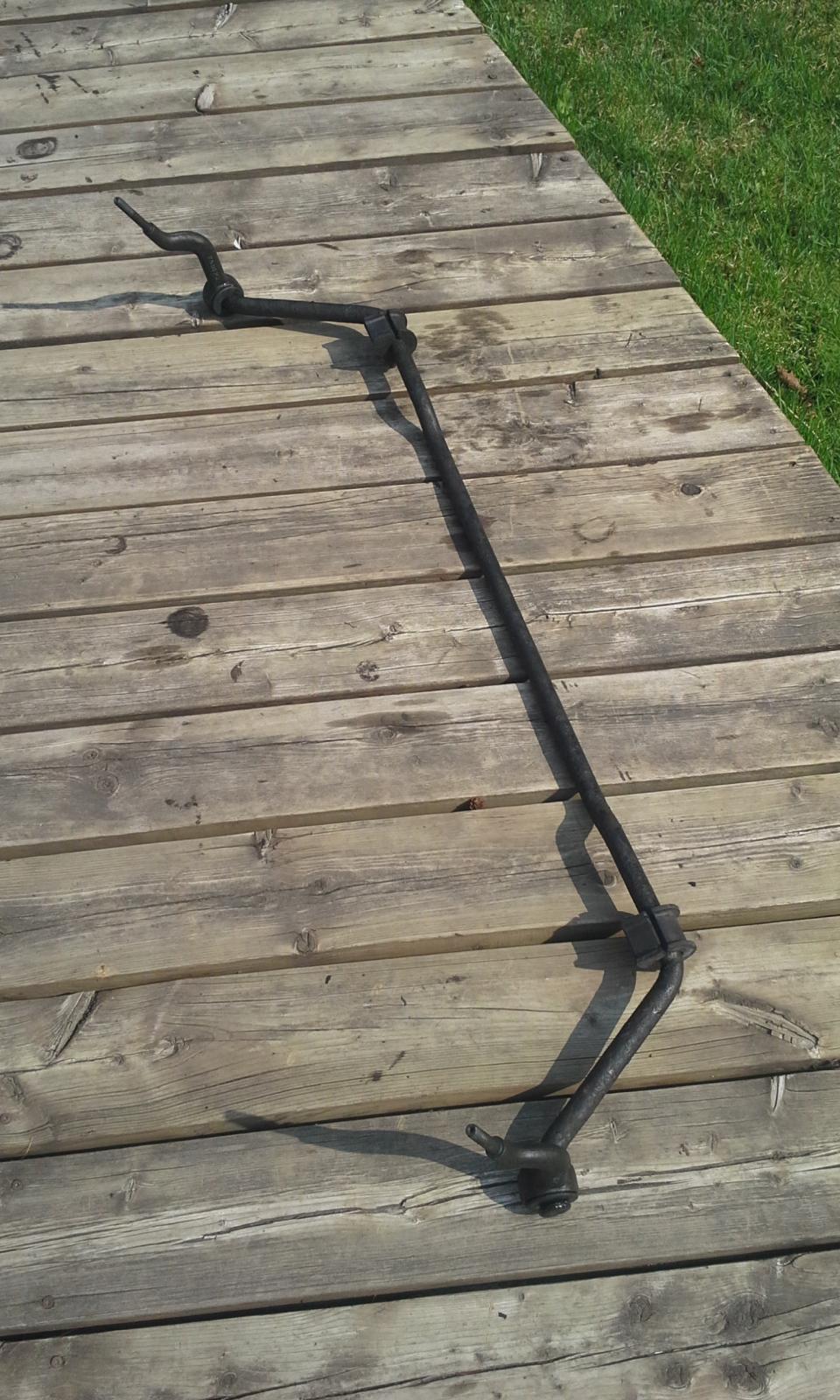 Gallery sway bar bushing installation