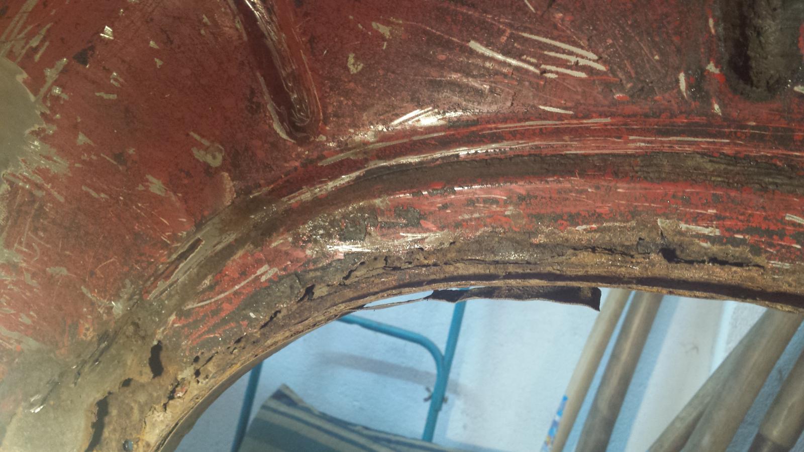 Image may have been reduced in size. Click image to view fullscreen.