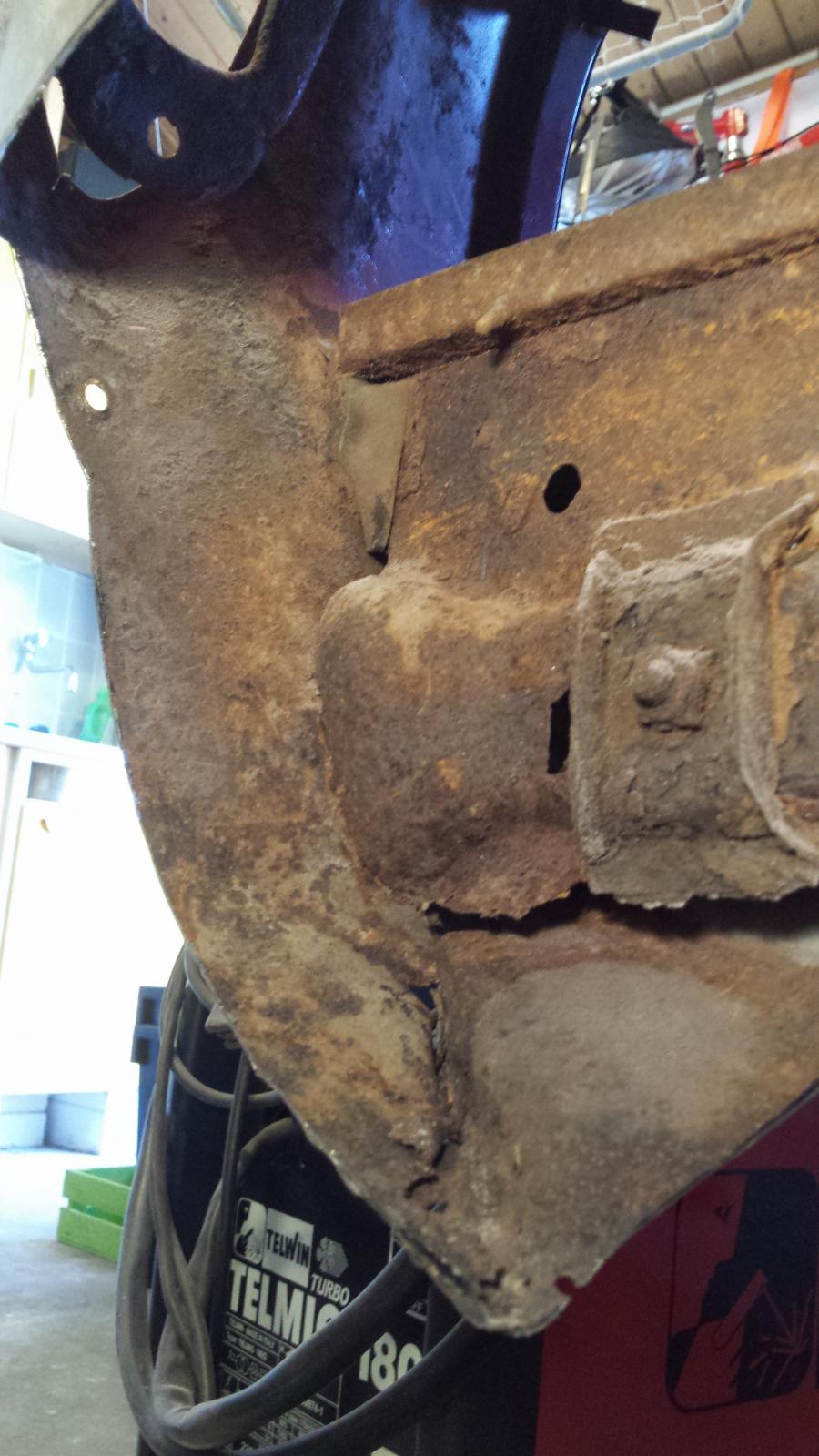 Image may have been reduced in size. Click image to view fullscreen.