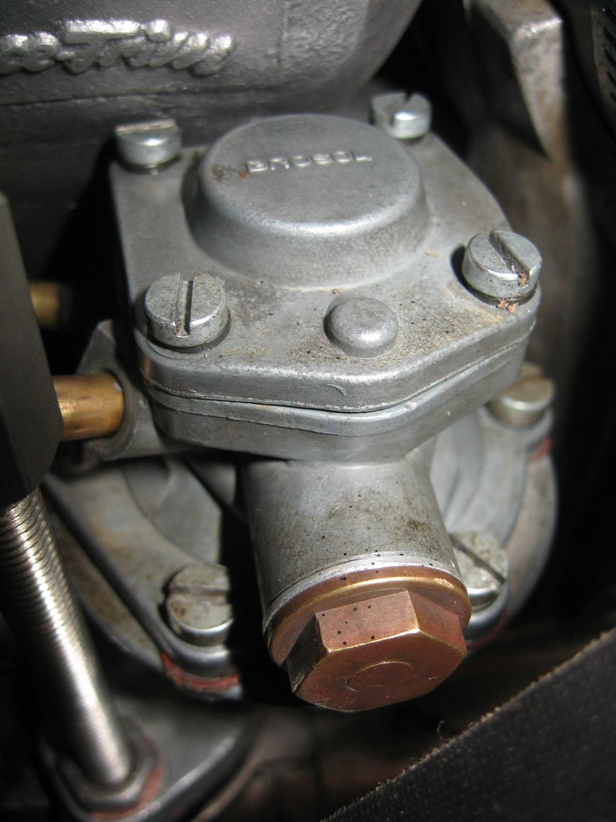 Image may have been reduced in size. Click image to view fullscreen.