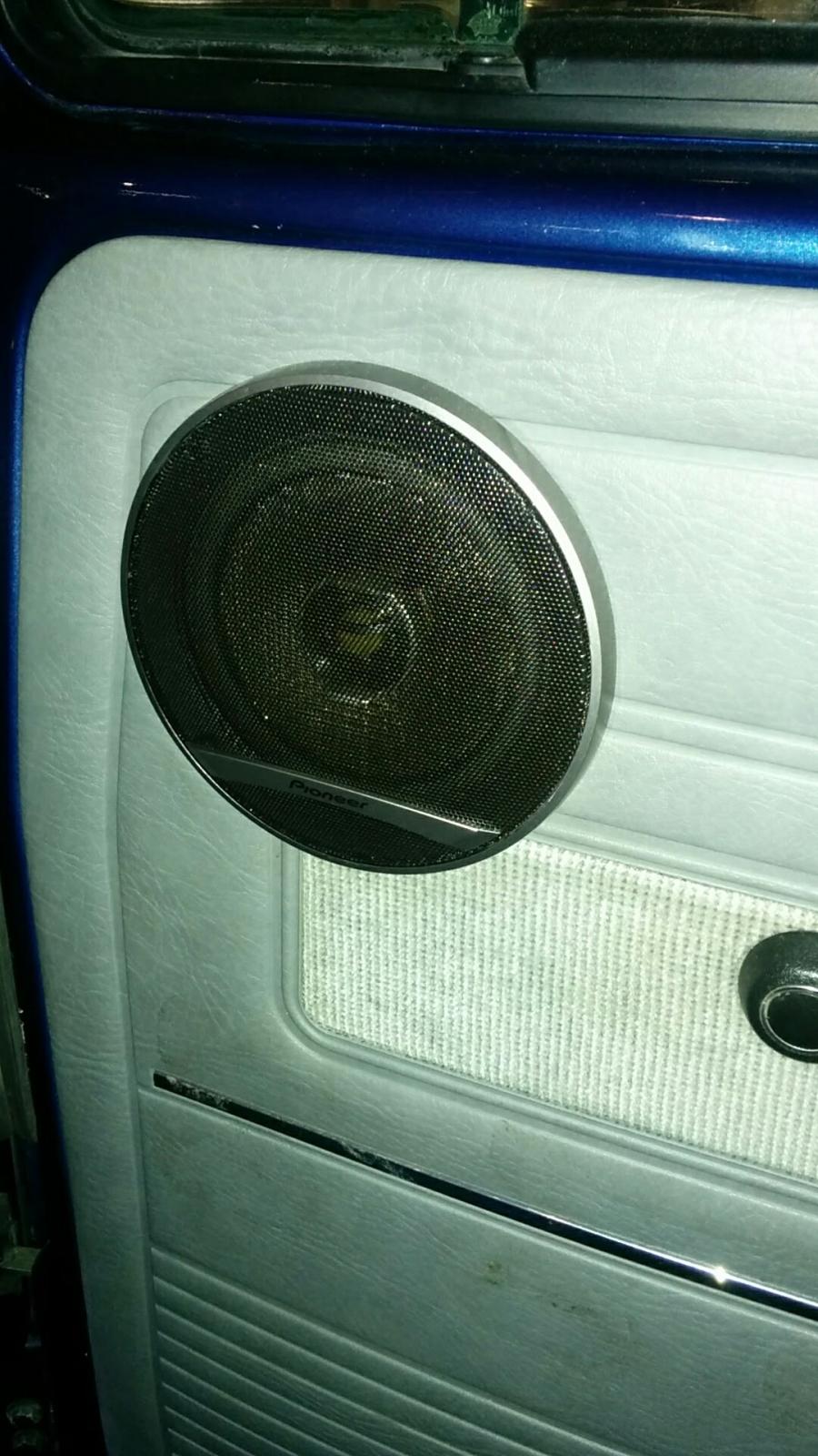 Image may have been reduced in size. Click image to view fullscreen.