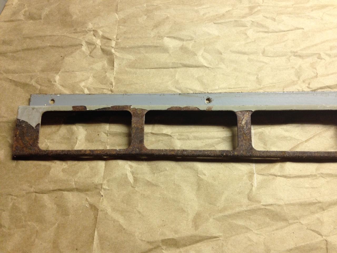 Image may have been reduced in size. Click image to view fullscreen.