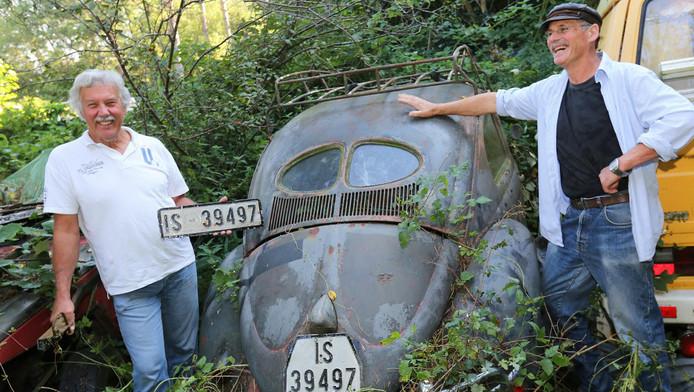 Image may have been reduced in size. Click image to view fullscreen.