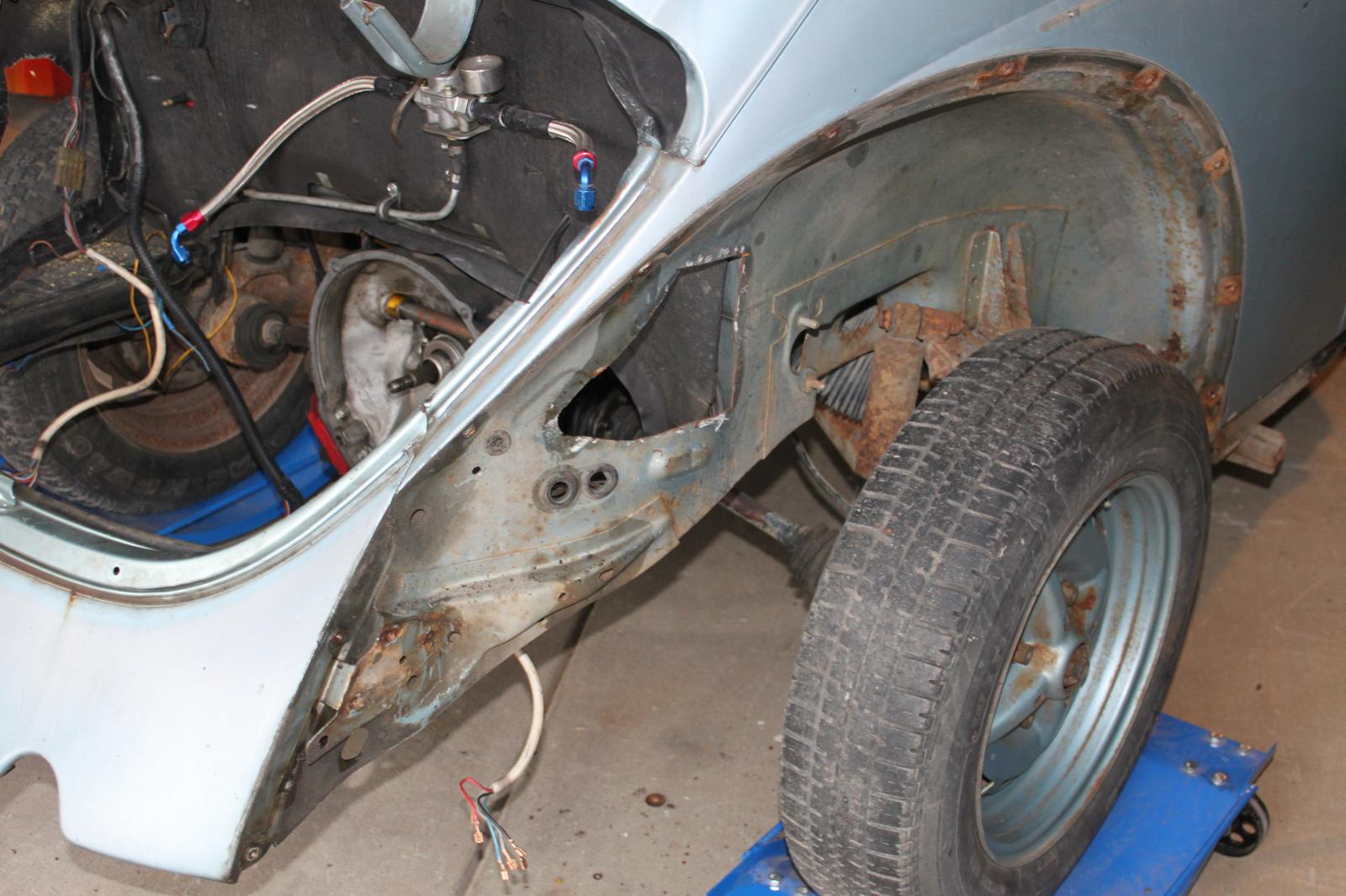 Image may have been reduced in size. Click image to view fullscreen.