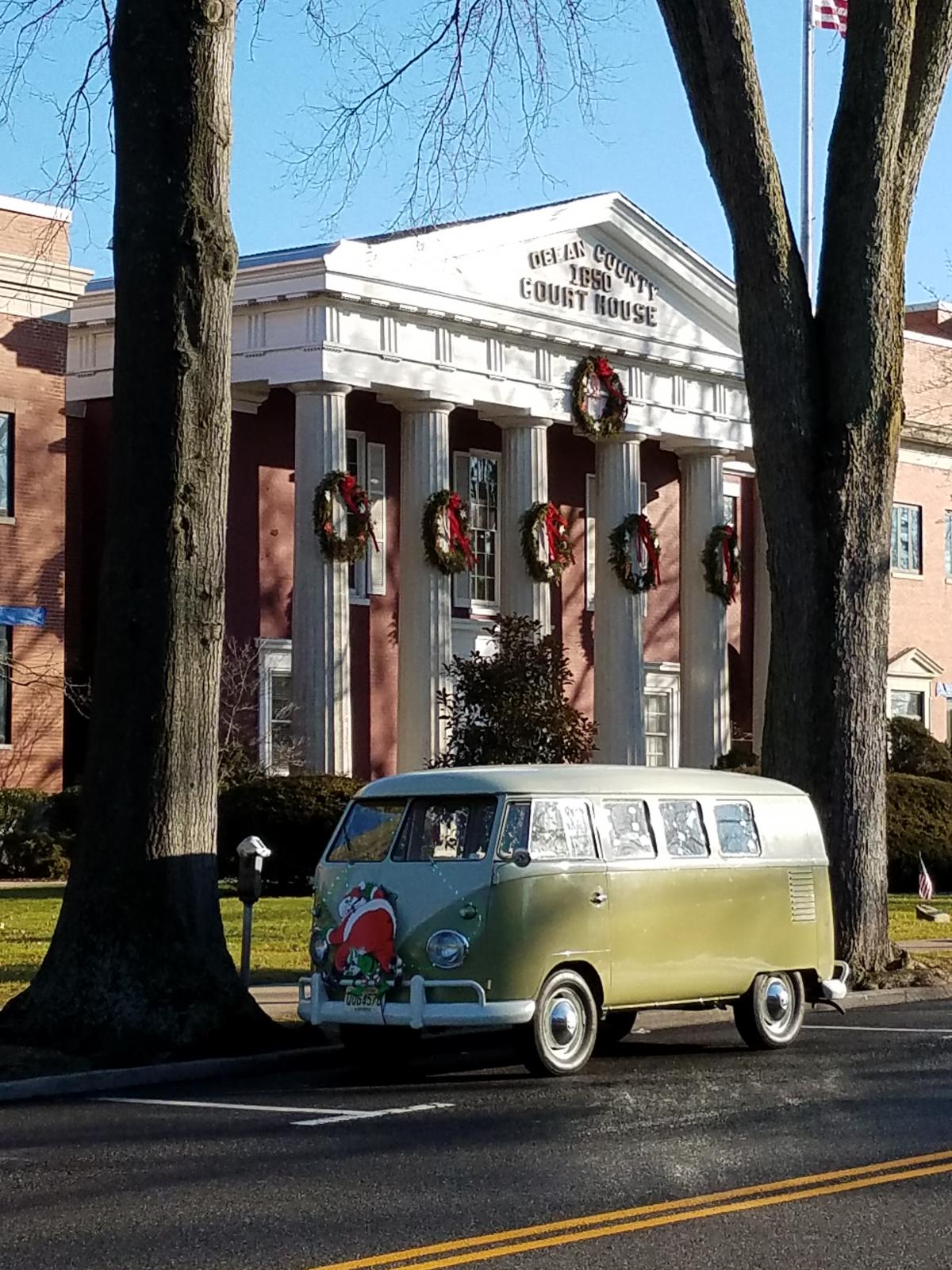 Image may have been reduced in size. Click image to view fullscreen.