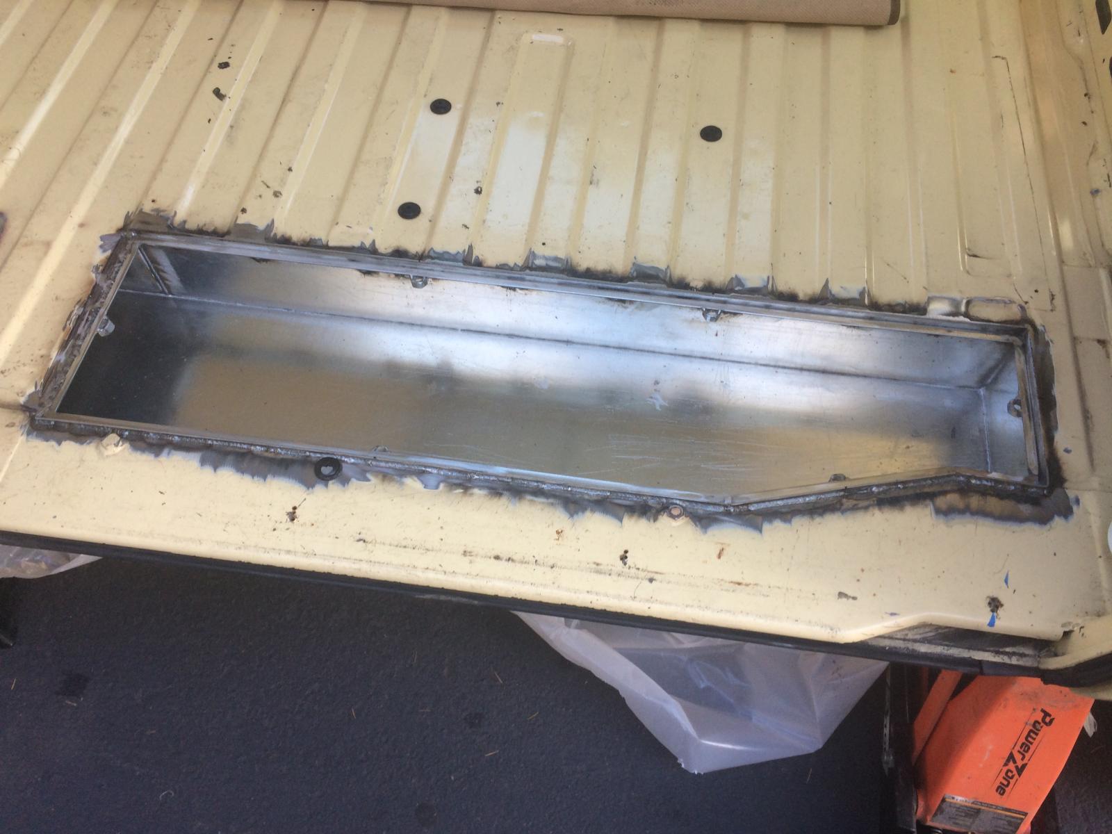 Image may have been reduced in size. Click image to view fullscreen.