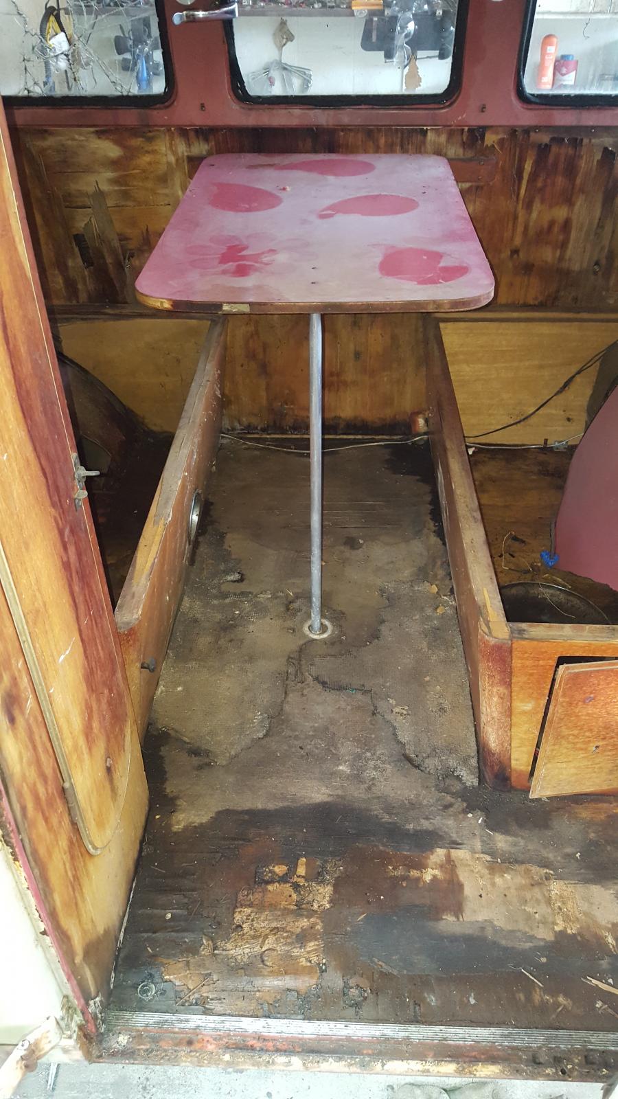 Image may have been reduced in size. Click image to view fullscreen.