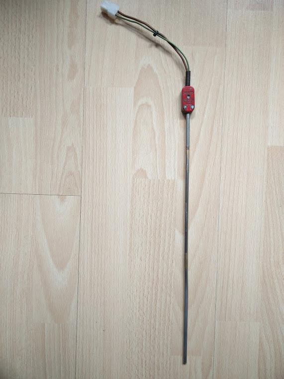 Image may have been reduced in size. Click image to view fullscreen.