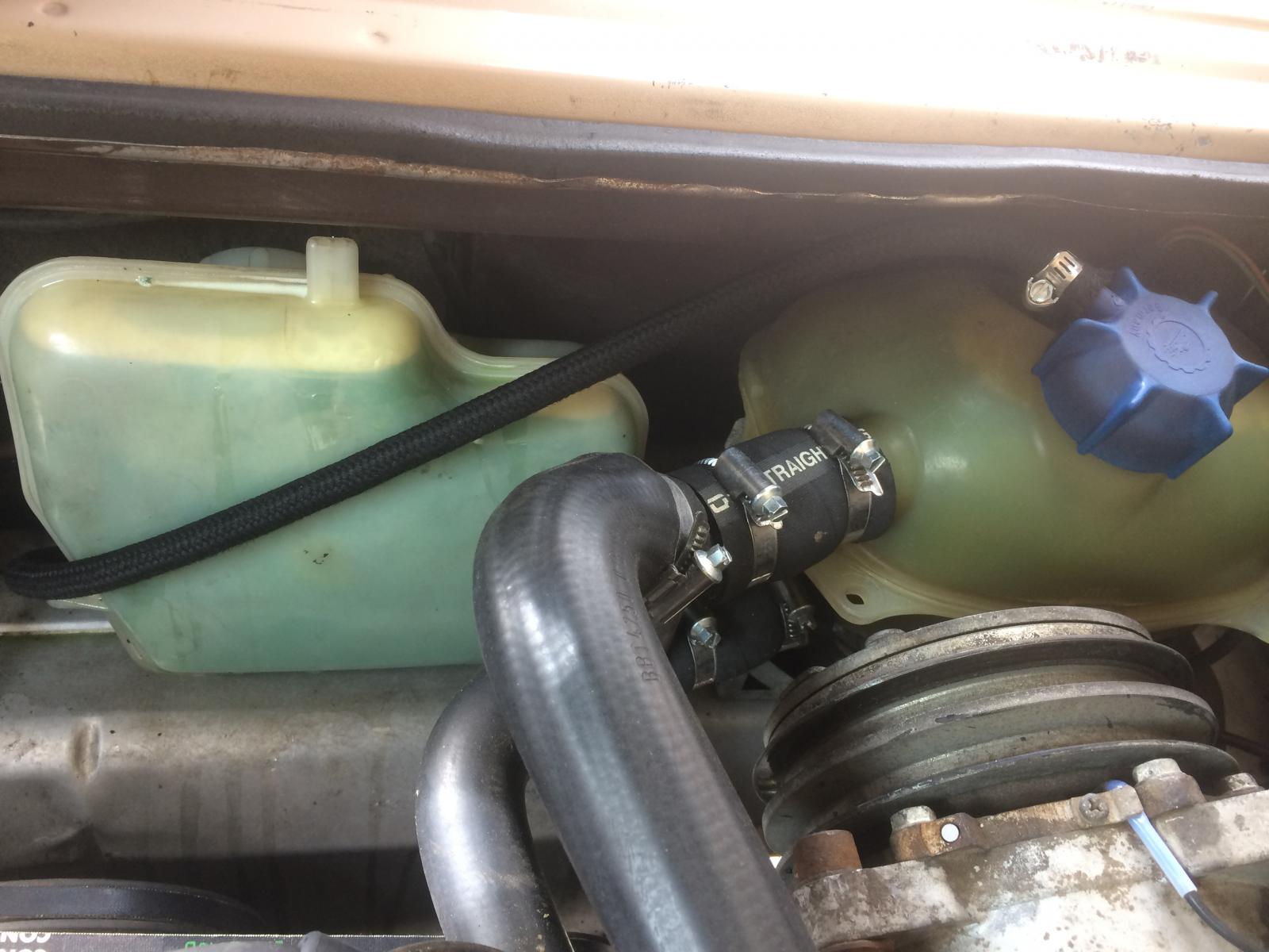 pressurized radiator overflow tank