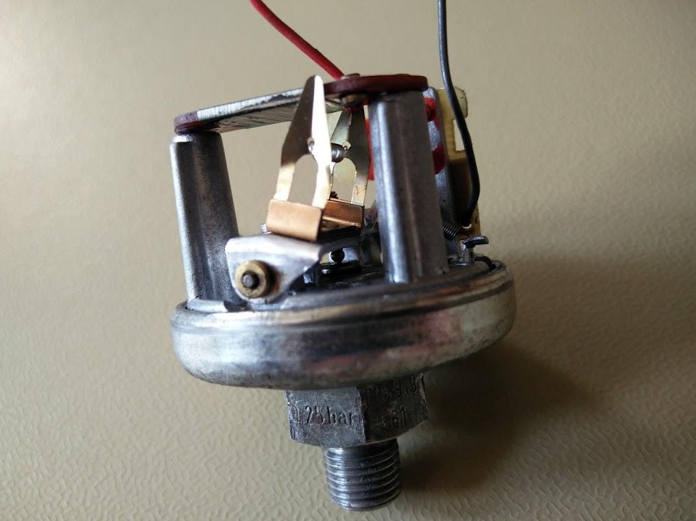 Image may have been reduced in size. Click image to view fullscreen.